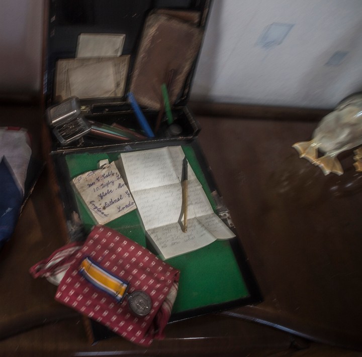 0Z1A2041MEMORI b.jpg