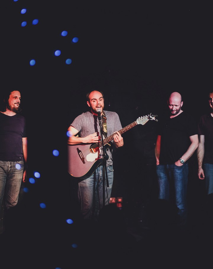 _Z1A1189STANDUPFORJOY b