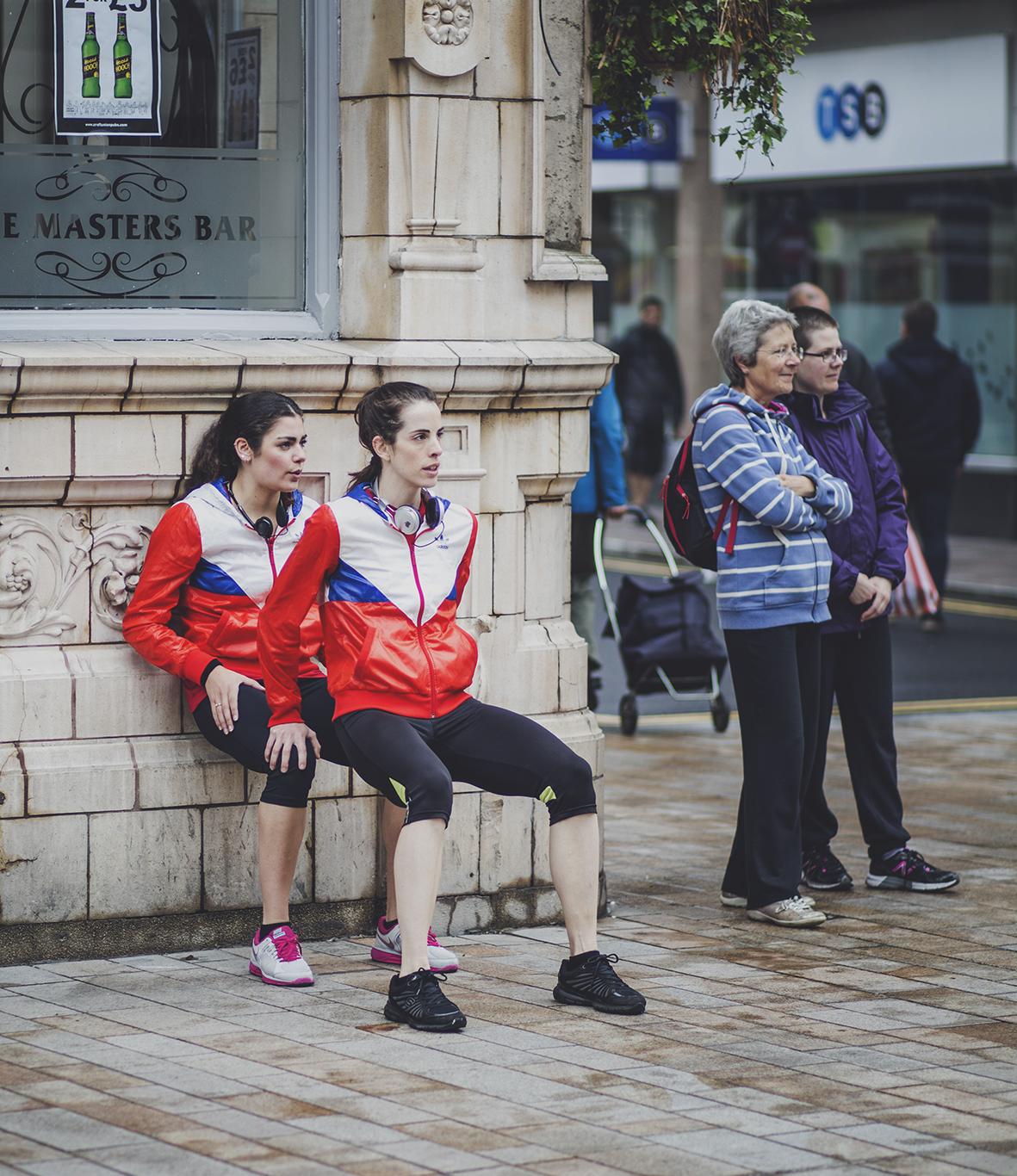 (IN)VISIBLE DANCING PROTEIN DANCE @HULL UK CITY OF CULTURE WARM UP