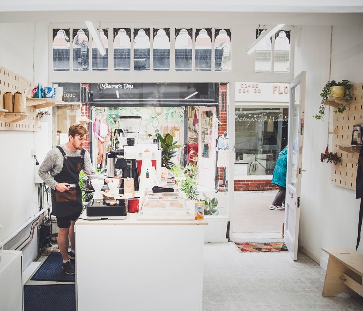 TWO GINGERS COFFEE SHOP HULL