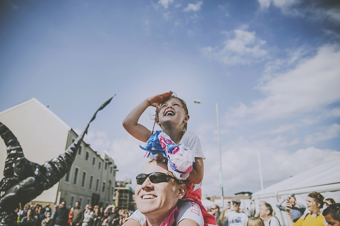 GIRL WATCHING THE BEASTS SAURUS: GIANT BEASTS FROM PREHISTORIC TIMES CLOSE ACT THEATRE FREEDOM FESTIVAL 2017