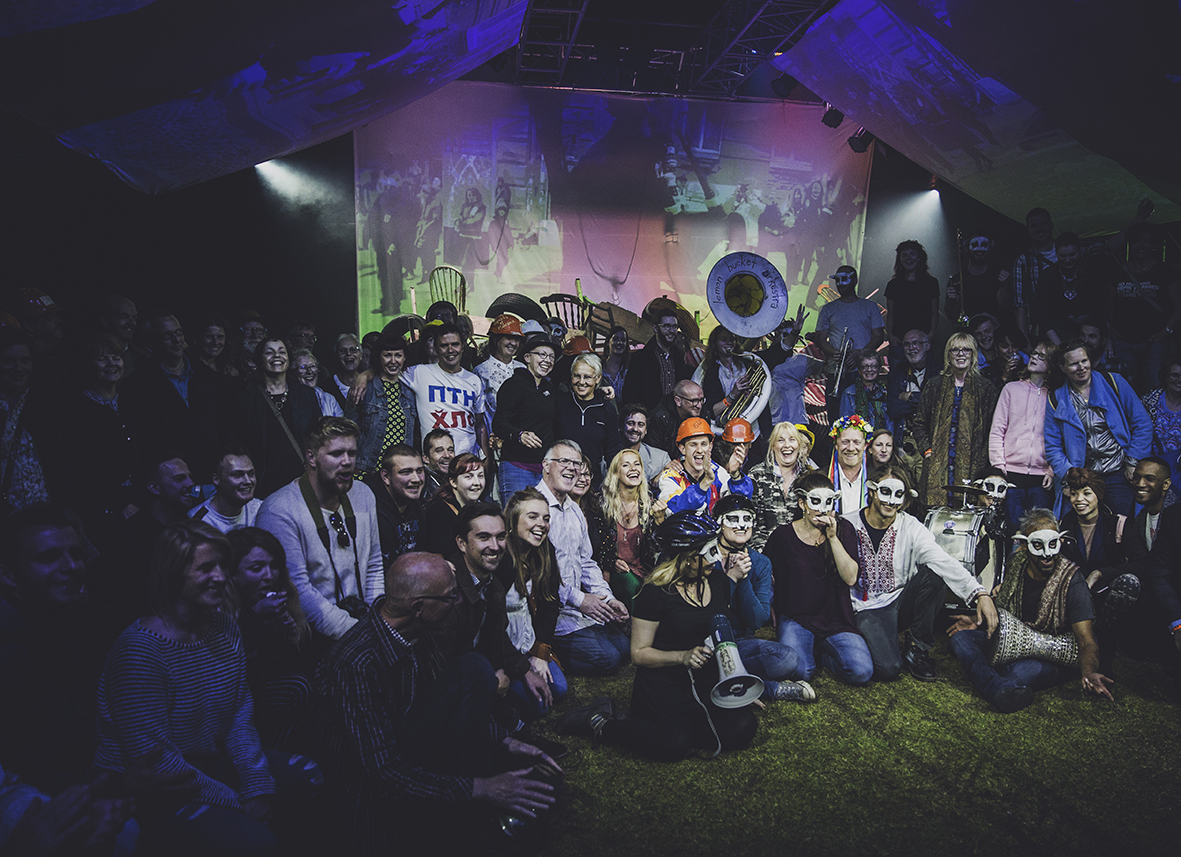 GROUP PHOTO COUNTING SHEEP REVOLUTION A GUERRILLA FOLK OPERA FREEDOM FESTIVAL 2017