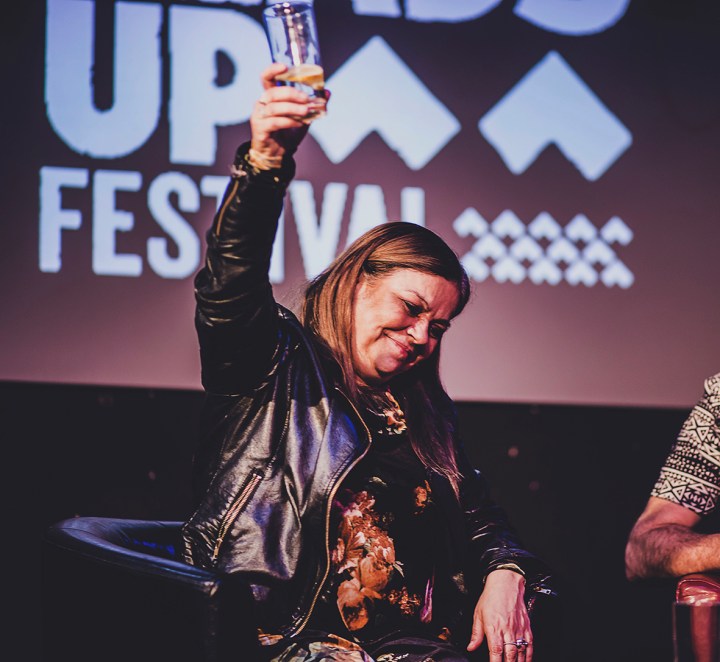 _Z1A4542HEADSUPINTRO b