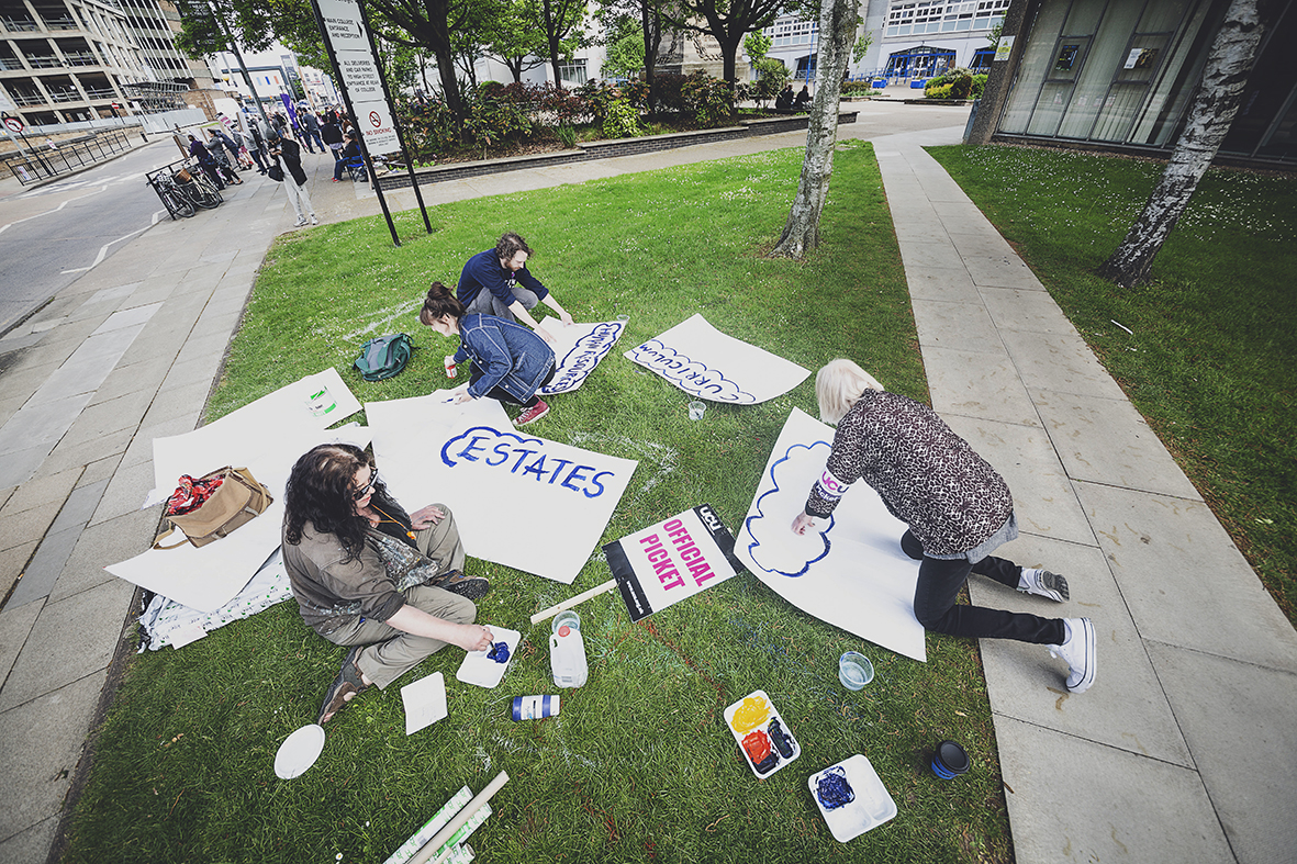 _Z1A8300HCSTRIKEANETESOODA b