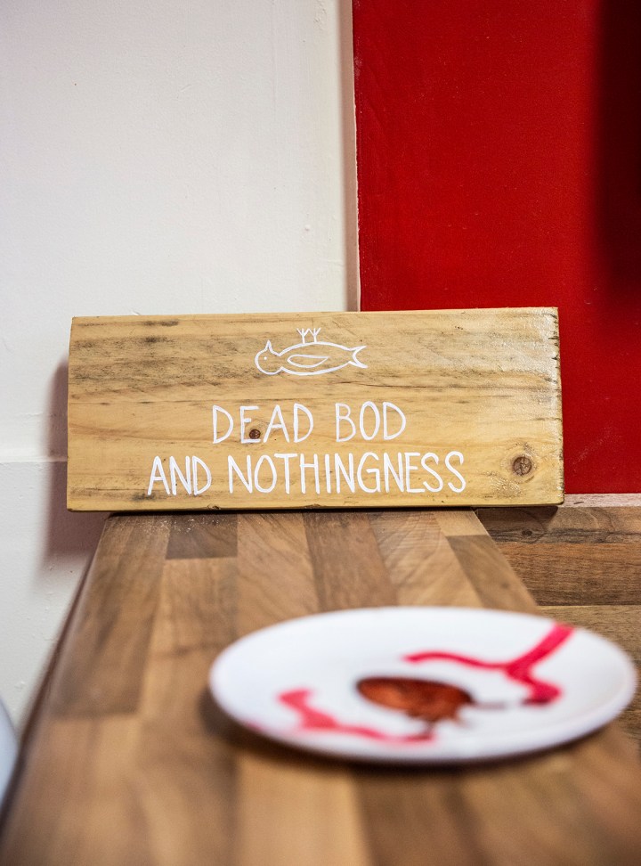 _Z1A6424ITSNOTTOOLATESAT b