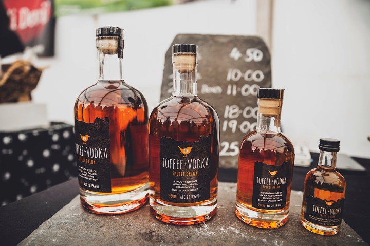 _Z1A6537ITSNOTTOOLATESAT b