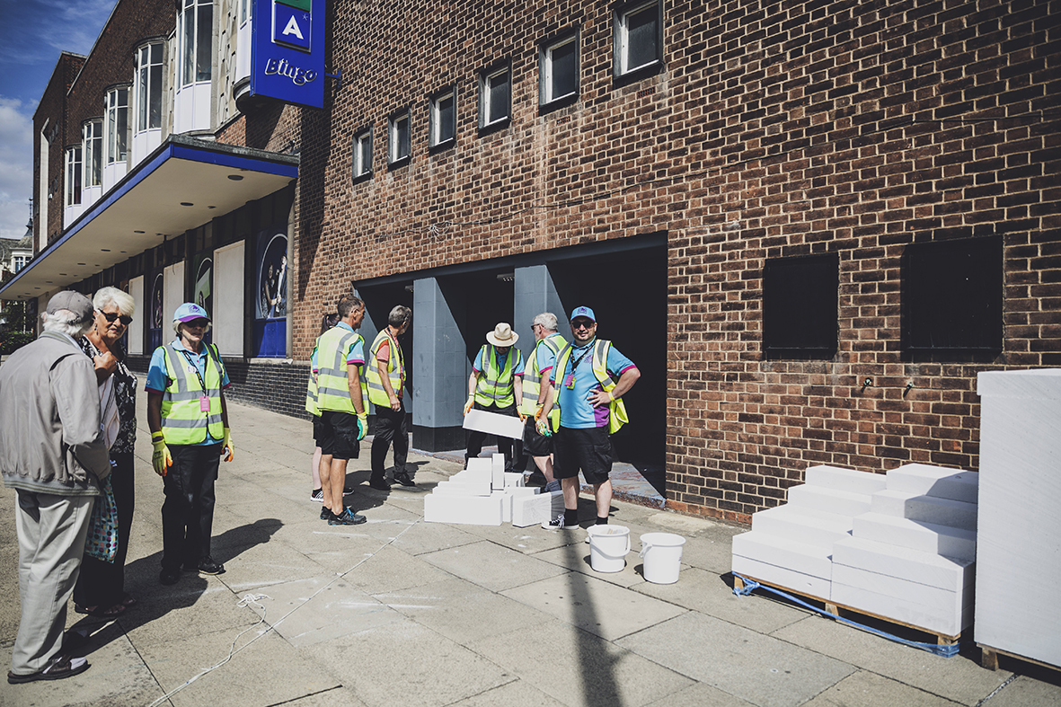 _Z1A6688ITSNOTTOOLATESAT b