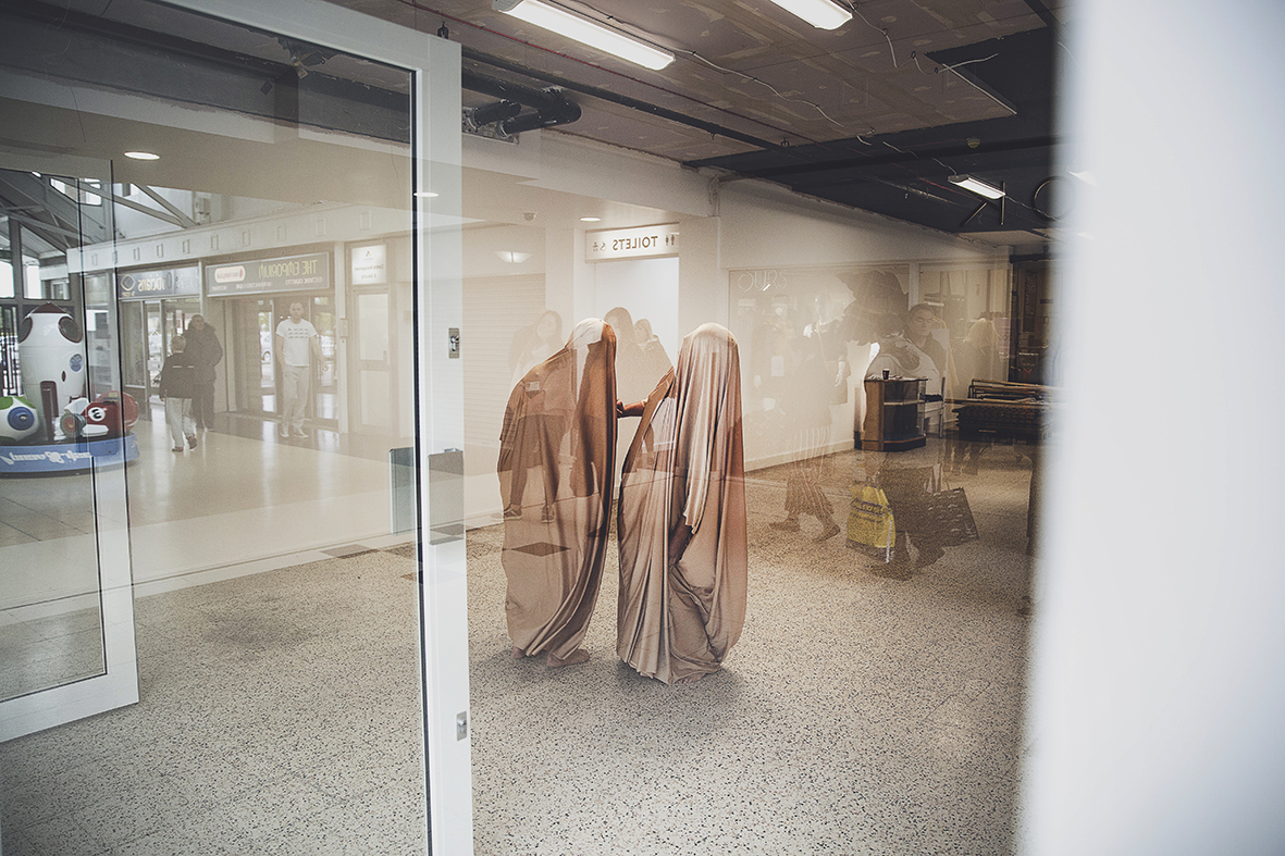 _Z1A2952UNSEENBEINGS b