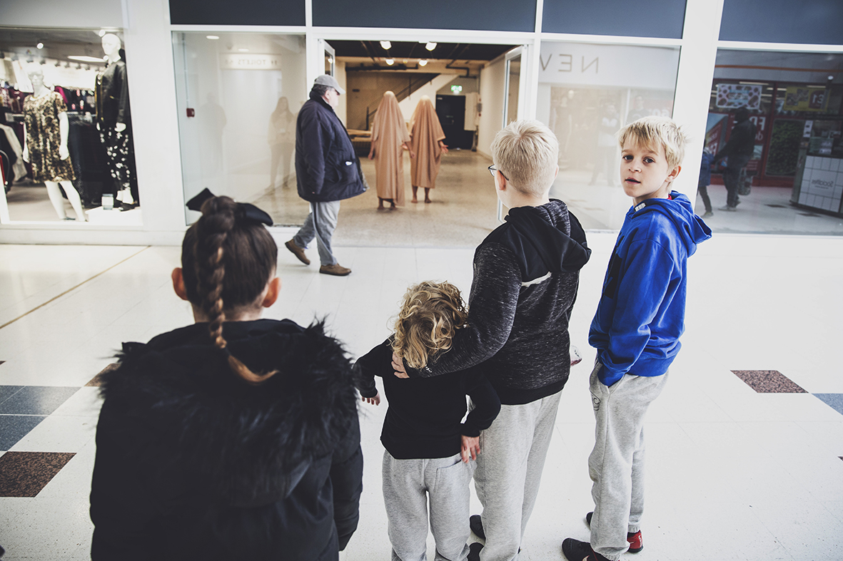 _Z1A2969UNSEENBEINGS b