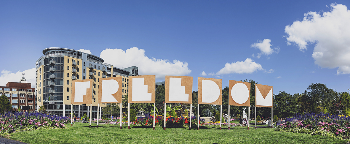 _Z1A7655FFEST FRIDAY b