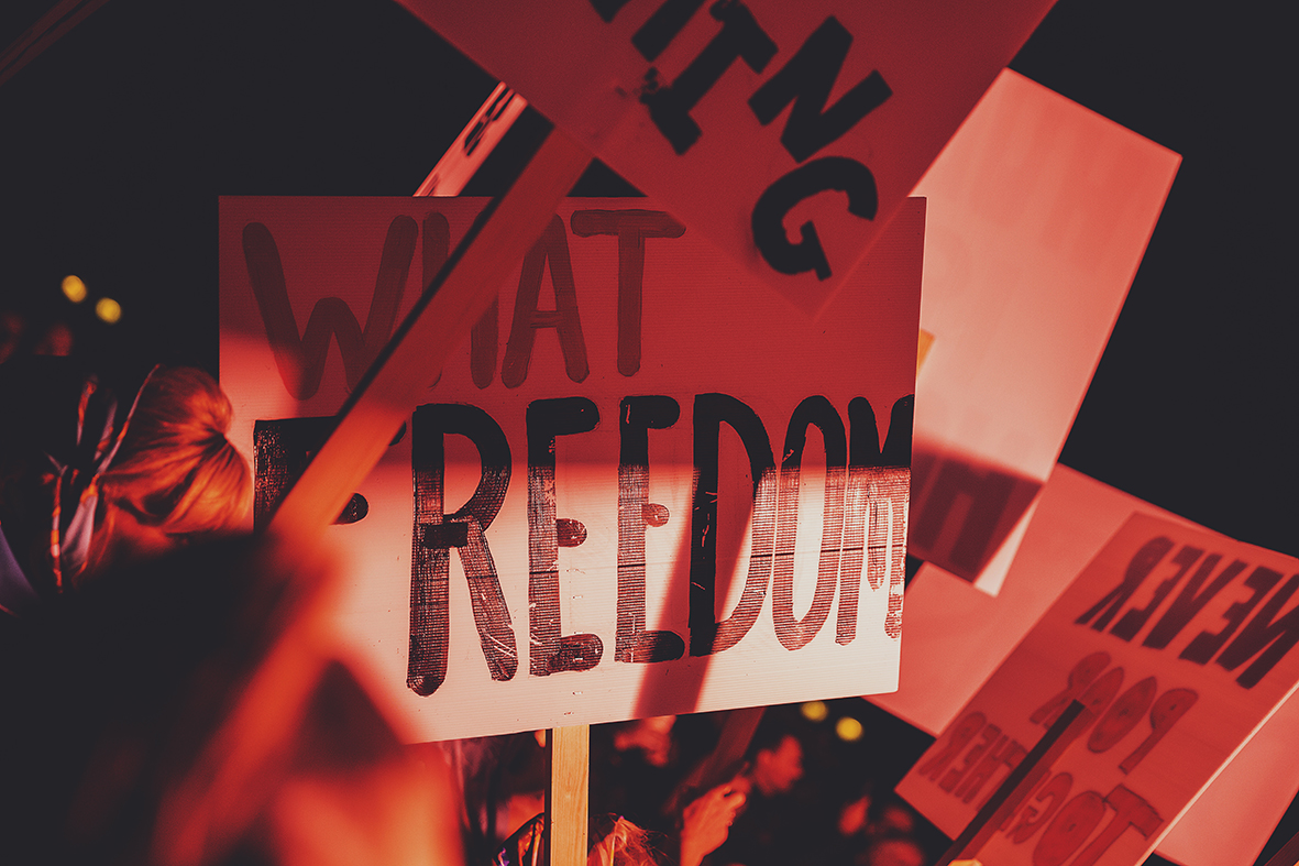 _Z1A8202FFEST FRIDAY b