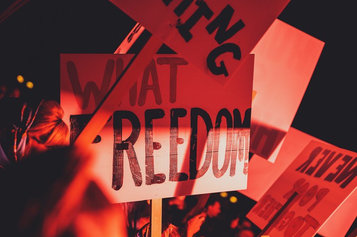 _Z1A8202FFEST FRIDAY b