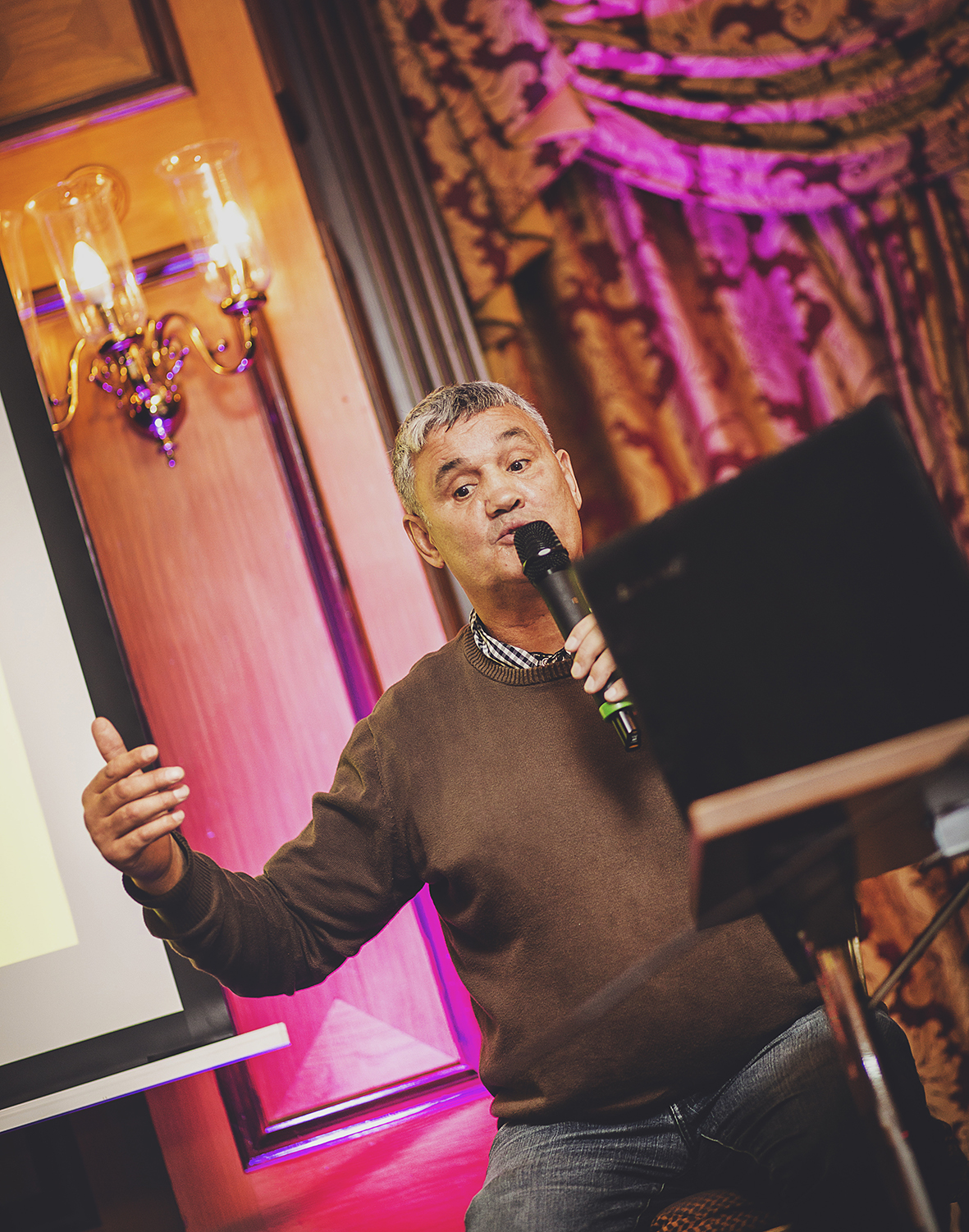 _Z1A9710BIGCOCQUIZ b