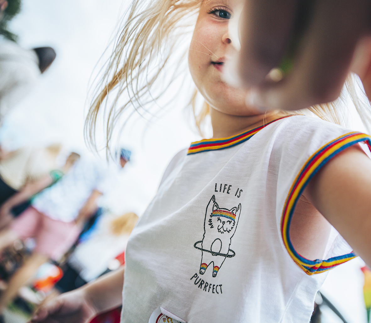 0Z1A0916PRIDEINNHULL19 b