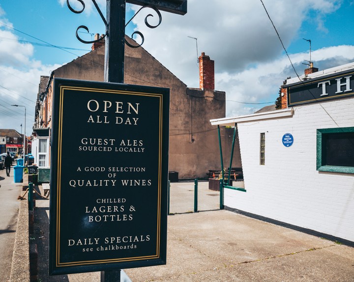 _Z1A0593ALTERNATIVEHERITAGEDRUNKANIMAL b